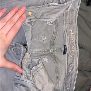 grey American eagle jeans